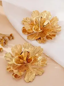 Elegant Floral Dangle Earrings for Women, Vintage-Inspired Metal Flower Design, Floral Pattern, Perfect for Casual & Special Occasions, All Seasons, Fashion Earrings