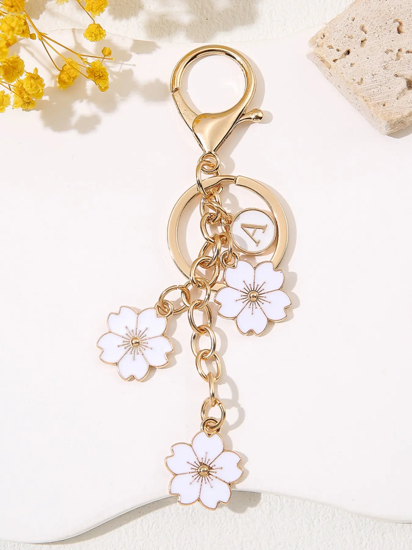 Stylish Initial Keychain, Dripping Flower Charm, Elegant Letter Key Ring for Women & Students, Perfect Accessory for Handbags & Backpacks, Floral Pattern Keychain, Fashionable Alloy Keychain, Keychain Bag Pendant, Zinc Alloy Keychain, Keyrings For Keys