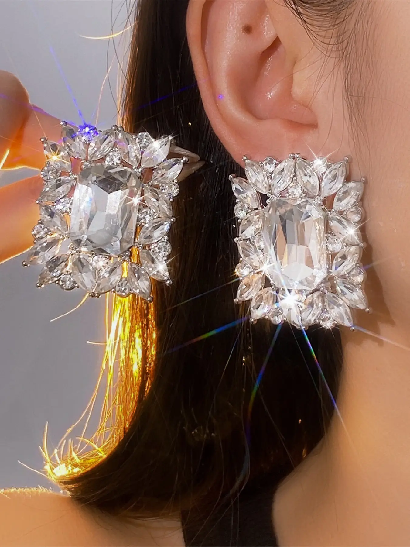 Women's Geometric Crystal Shining Earrings, High Quality Sparkling Ear Jewelry, Elegant Copper Alloy Stud Earring Jewelry for Weddings & Evening Events, All-Season Accessory