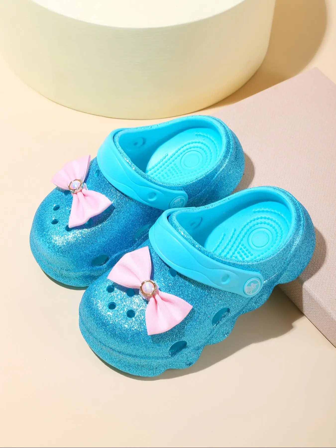 Glitter Design Slippers, Casual Comfortable Breathable Lightweight Non-slip Slippers for Girls, Fashionable Slippers for Indoor & Outdoor Wear