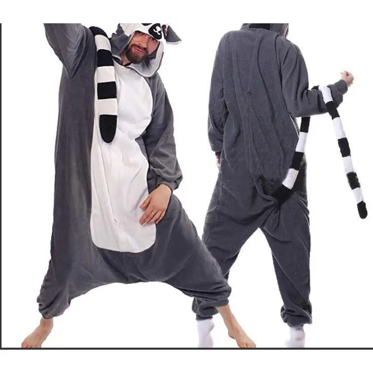 Long tailed monkey/lemur