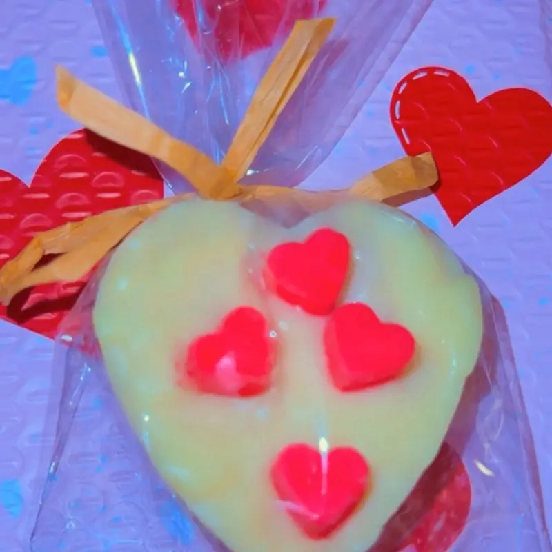 Beautybyrochglow face and body soap Beautybyrochglow face and body soap