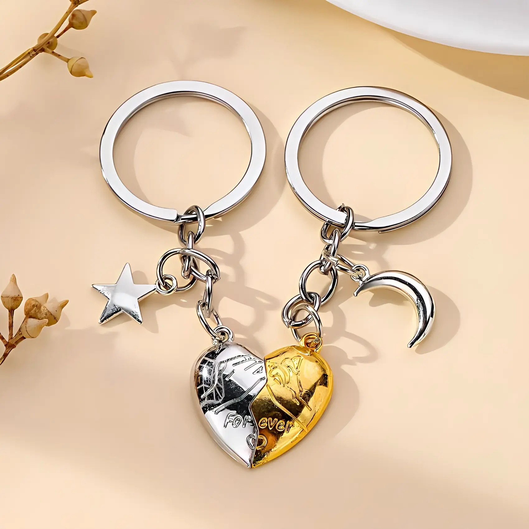 Magnetic Heart Star & Moon Keychain - Forever Love Keepsake for Couples & Family, Gift Keychain, Heart Keyring