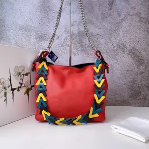 Pre-owned Loewe Leather Shoulder Bags 7.8'' R2879 Shoulder Bag C18317492880 0320 T1 Chloe