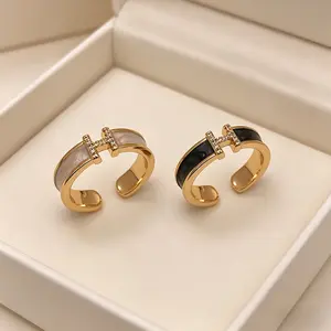 Women's Customizable Initial H Copper Ring - 2-Tone Colorful Metal Adjustable Interchangeable Contemporary Statement Ring with Zircon, Gold Tone Costume Jewelry, Ideal Gift for Daily Wear or Parties, Fashion Accessory, Initial Rings, Colorful Metal Rings