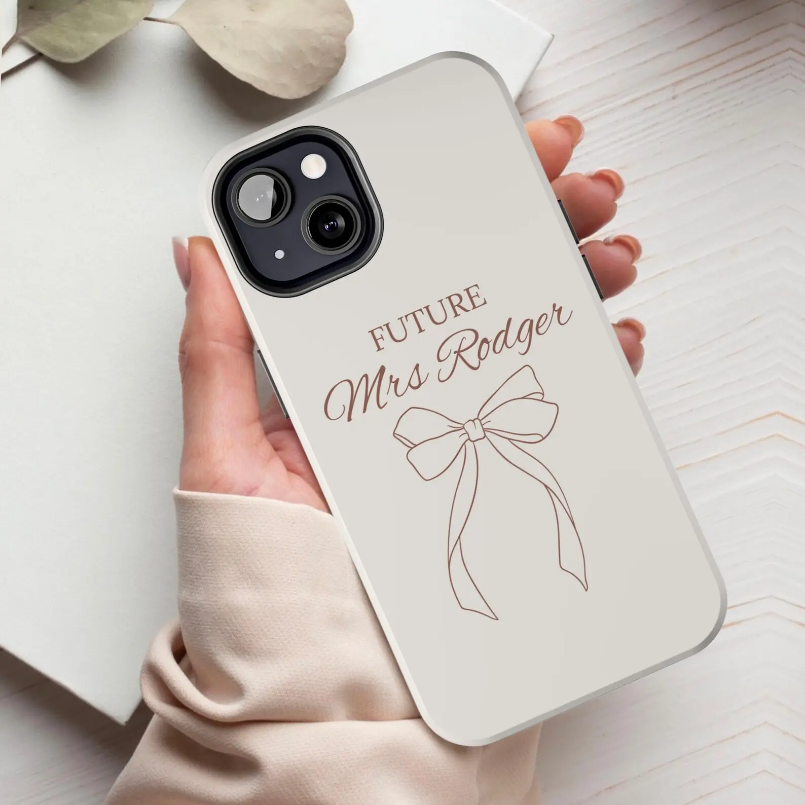 Mrs. GREEN APPLE Smartphone Waterproof Case with Strap