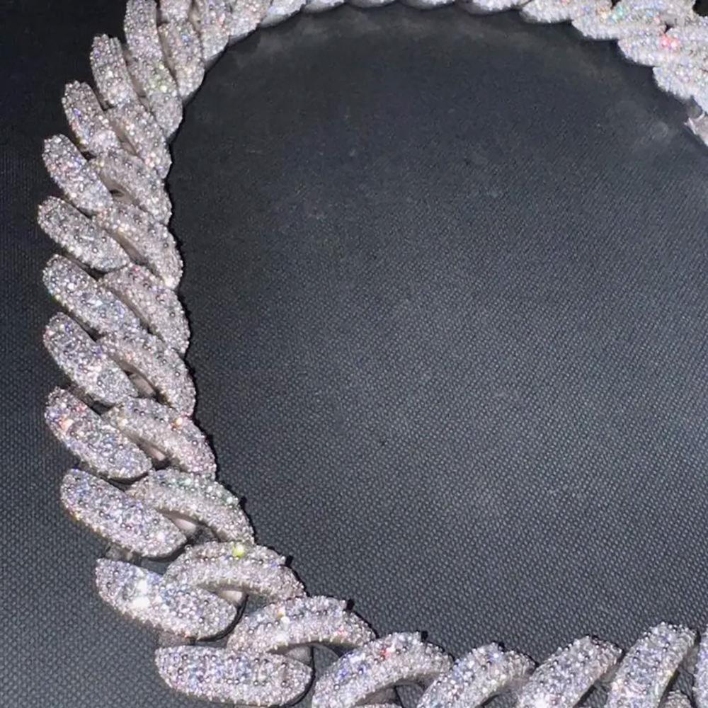 Heavy duty 18mm Cuban Chain VVS1 with Sandstone Bubble Diamond Miami Mosaic Set Customized Cuban Chain Luxury Ice Cold Hip Hop Style Jewelry Luxury Trendy Hip Hop Style Cuban Chain, Gift for Family and Friends