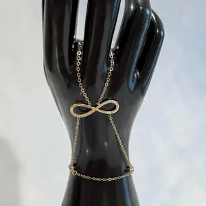 Elegant 14k Gold Infinity Bow Chain Bracelet for Women Fashionable Jewelry Accessory