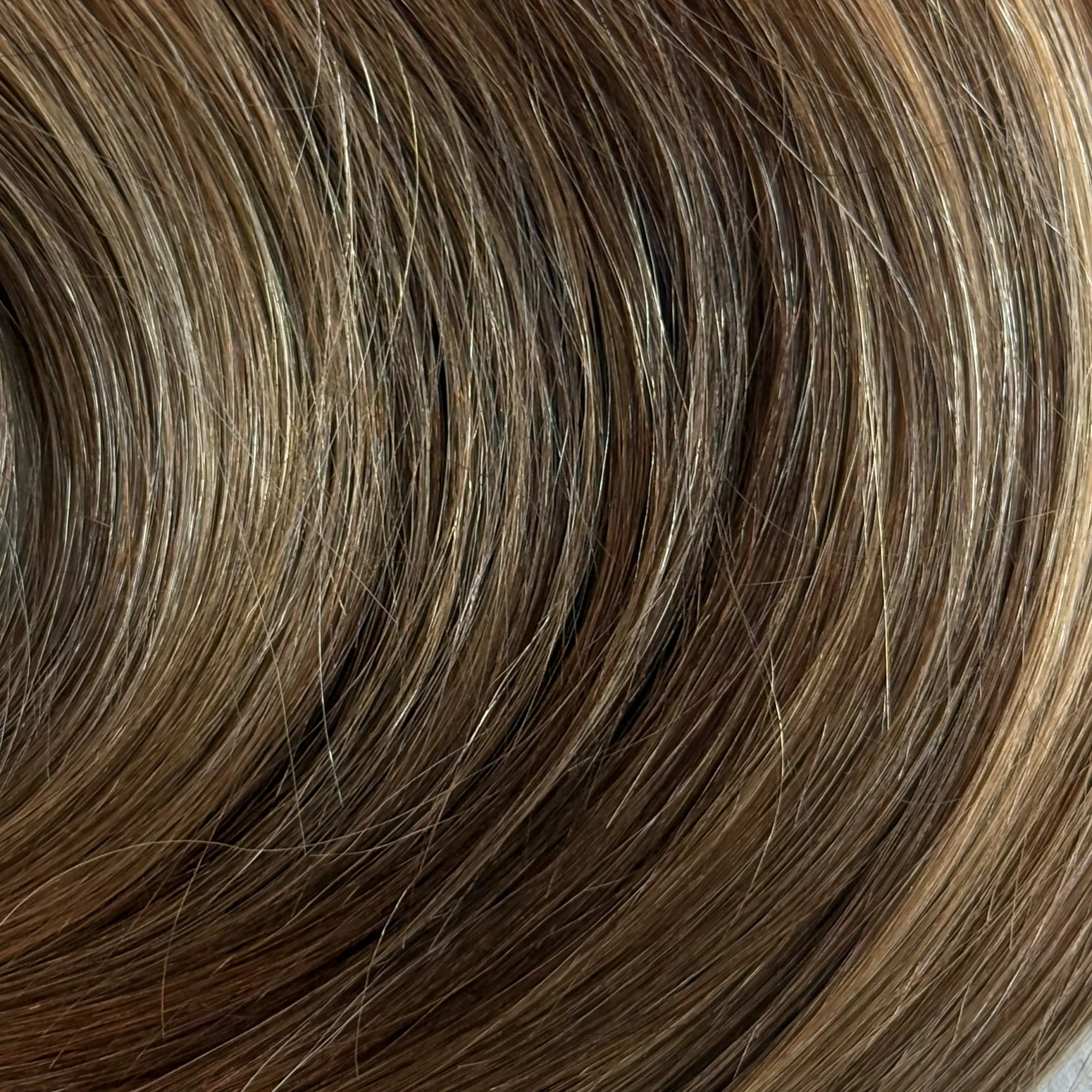 Dimensional Bronde 20" Laced Clip In Extensions