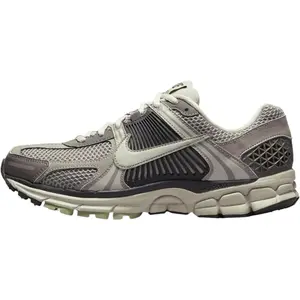 Women's Nike Zoom Vomero 5 Cobblestone/Light Bone (FB8825 001)