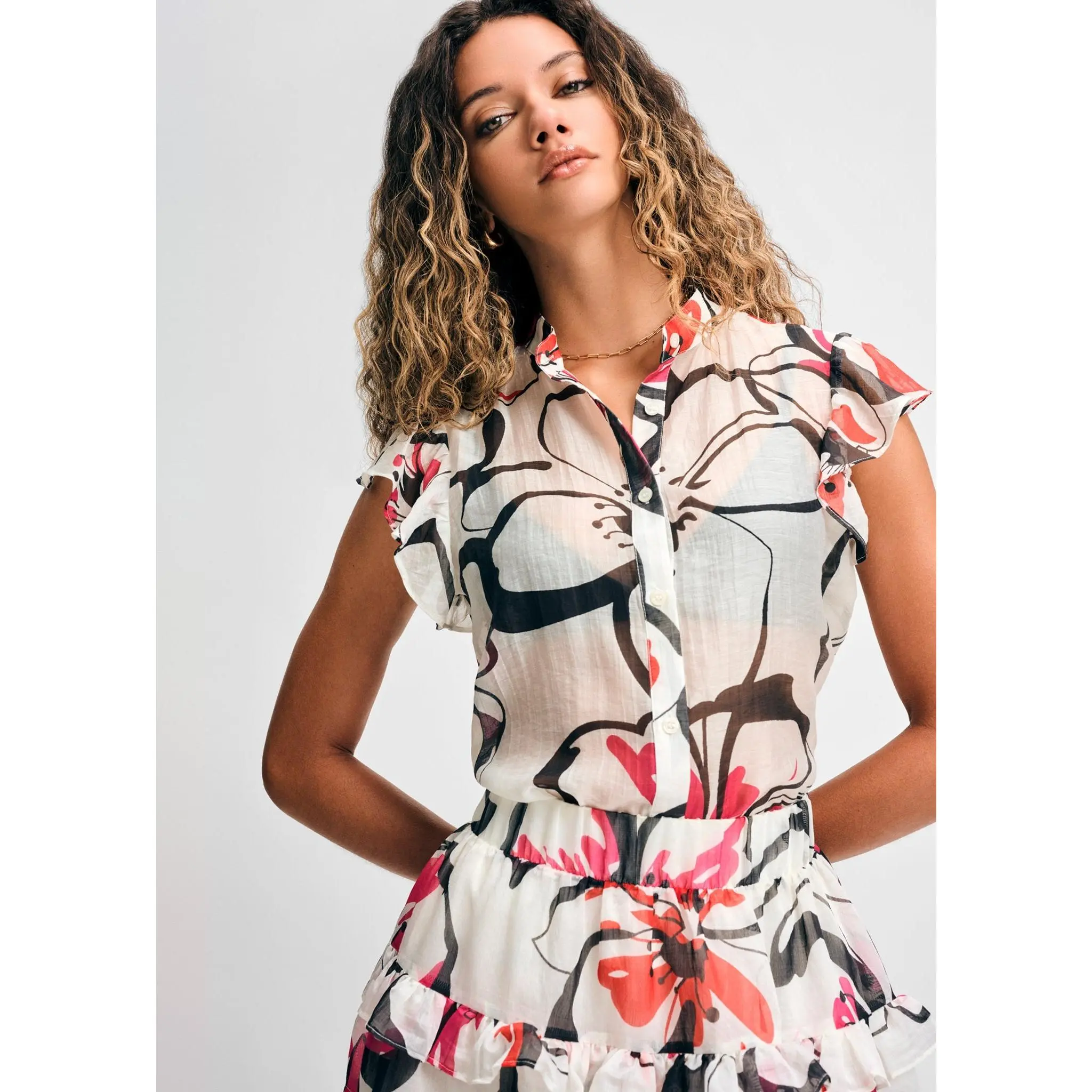 Sleeveless Ruffle Blouse