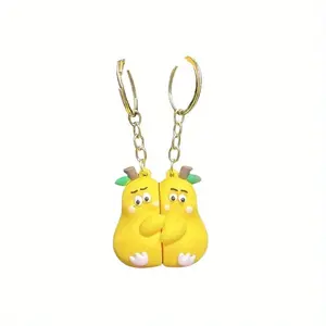 Pair of Adorable Pear Hug Decorative Hanging Ornaments, Student Couple Gift, Valentine's Day, Desktop Gift, Bag Charm, Suitable for Car Decoration Accessories, Wallet Decoration, Gift for Others, Valentine'S Day Gift, Cute Pear Design, Hugshaped