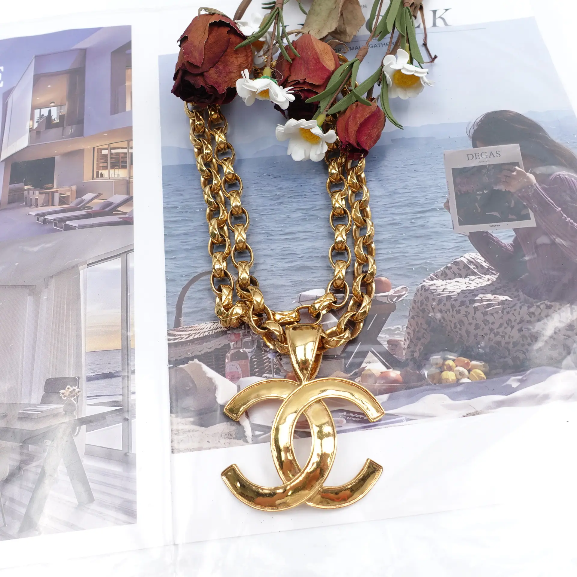 Pre-owned Chanel Gold Metal Necklace T10398212