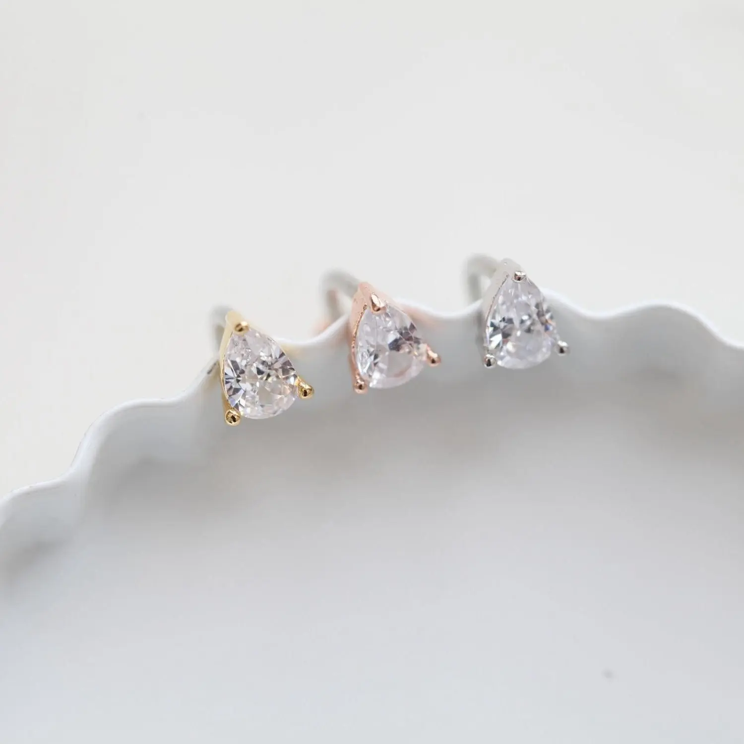 NEW! • CZ Teardrop Navel Ring • Dainty Floating Belly Ring • Statement Trendy Stone Body Jewelry • Simple Sparkly Small Belly Button Ring