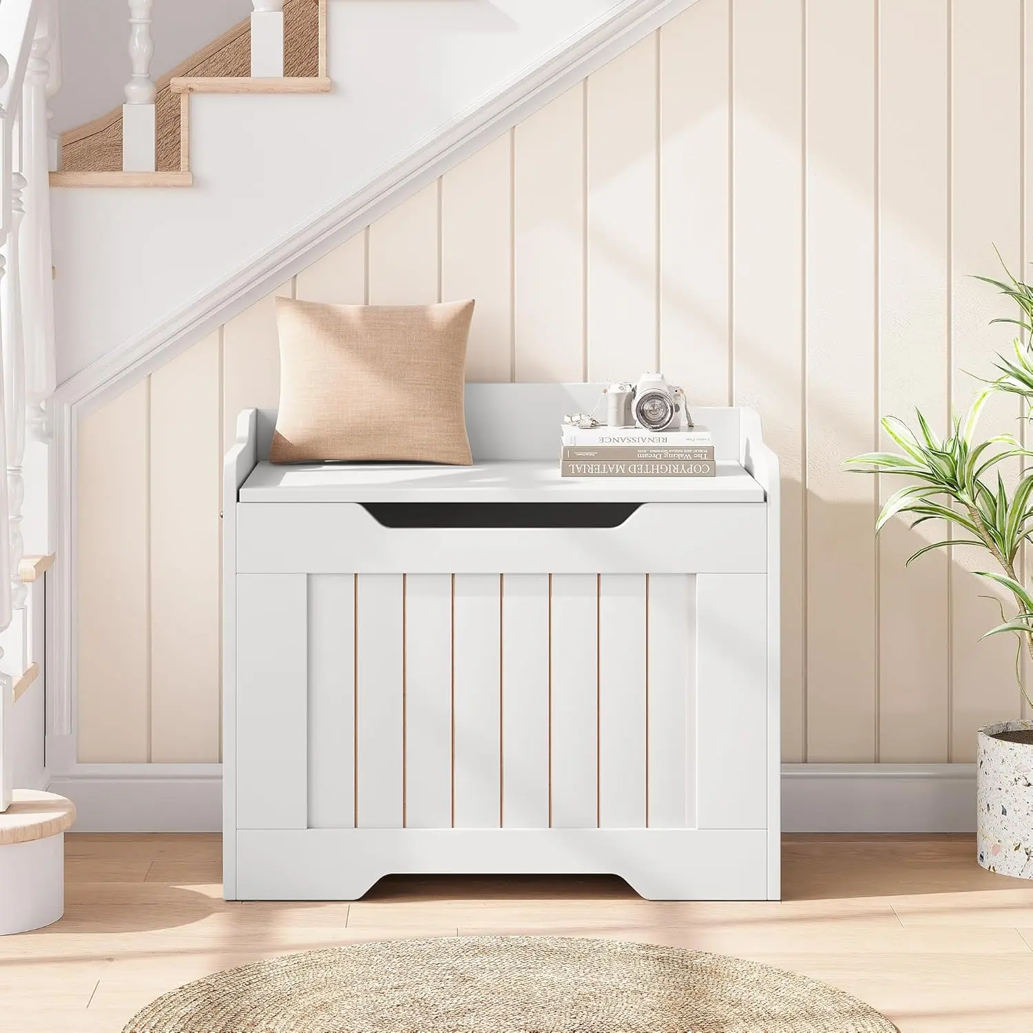 White Storage Chest, 24.8" Wooden Storage Bench with Safety Hinge, Flip Top Blanket Chest Trunks, Supports 350 Lb, for Entryway, Living Room, Bedroom