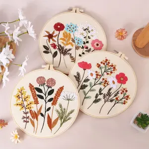 4pcs Embroidery Kit with Floral Patterns, Instructions, Includes Embroidery Hoop, Threads, Needles, Suitable for Beginners Cross Stitch Set