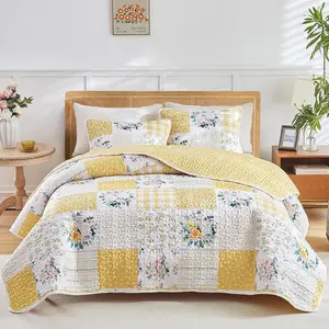 3 Pieces Floral Patchwork Quilt Set Queen, Yellow n White Flowers Design, Soft n Cozy Microfiber Quilt, Bedspread Bed Cover for All Season, 1 Quilt and 2 Pillow Shams- 90x90 inches
