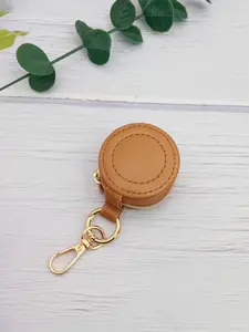 Portable Mini Jewelry Box Keychain, PU Leather Simple Accessory Case, Travel Bag Pendant, Earrings Ring Storage, Women's Key Chain