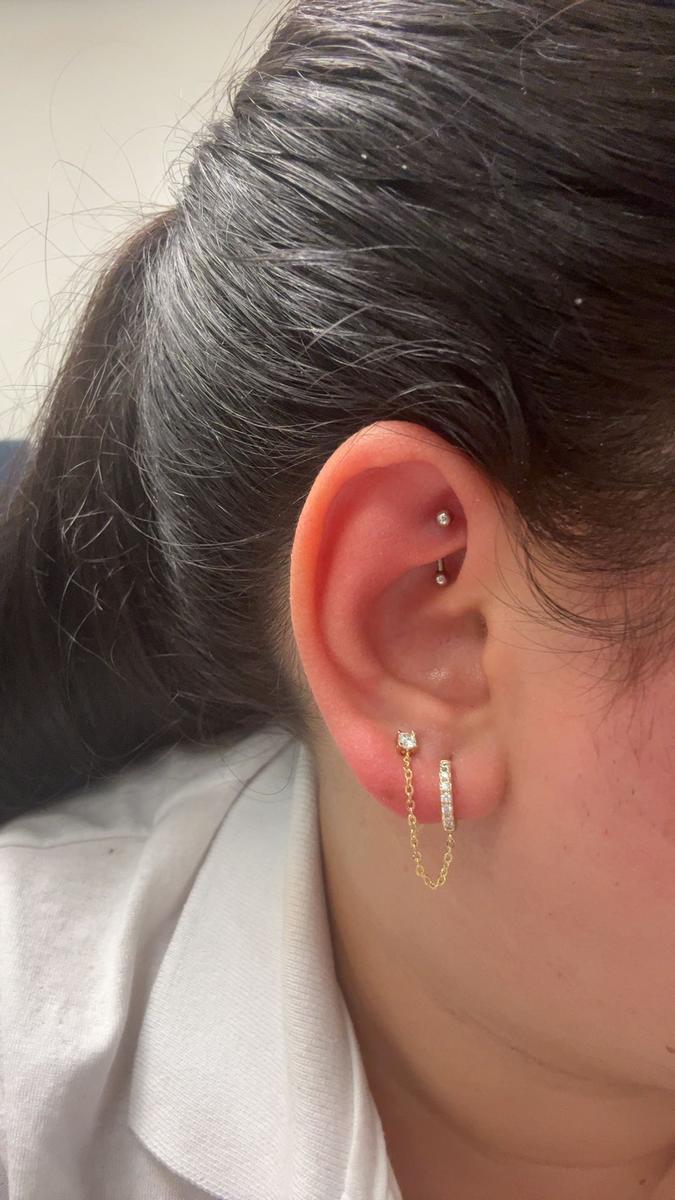 Item: Single - Yellow Gold