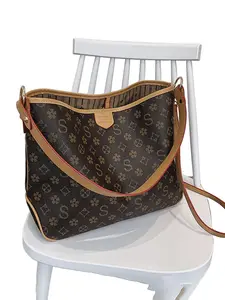 Fashion Women's PU Leather Bag, Vintage Print Tote, High-End Versatile Handbag, Large Capacity Shoulder Bag, Outdoor Casual Commuter Shopping Bag