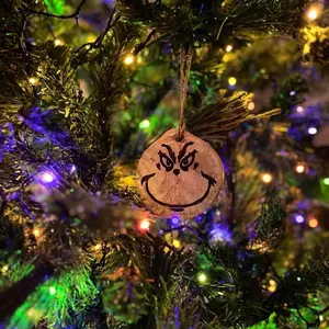 Engraved ornaments for home decor and gifting