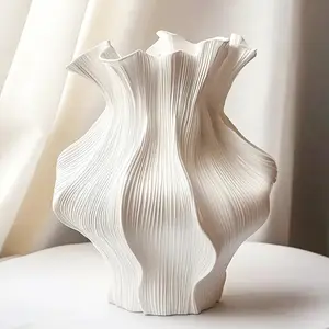 Nordic Ceramic Vase 19cm for High-end Living Room Entrance Desktop Dining Table Hydroponic Dried Flower Decoration Elegant Modern Design