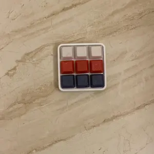 3 by 3 clicky fidget 9 keys 3D Printed Base and Keycaps