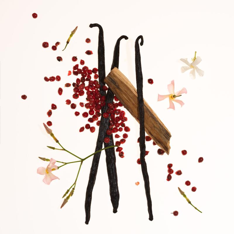 PHLUR Vanilla Skin Body Mist - Travel Size Hair & Body Fragrance Mist with Pink Pepper, Cashmere Wood & Sandalwood (3 fl oz)