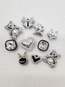 Cute Summer 2024 Rhinestone & Faux Pearl Decorated Shoe Charms, Shoe Accents, Shoe Embellishments, 10pcs Fashionable Heart Bear Rabbit Bow Shape Shoes Accessories for Clogs, Shoes Diy Decoration for Women & Girls Footwear