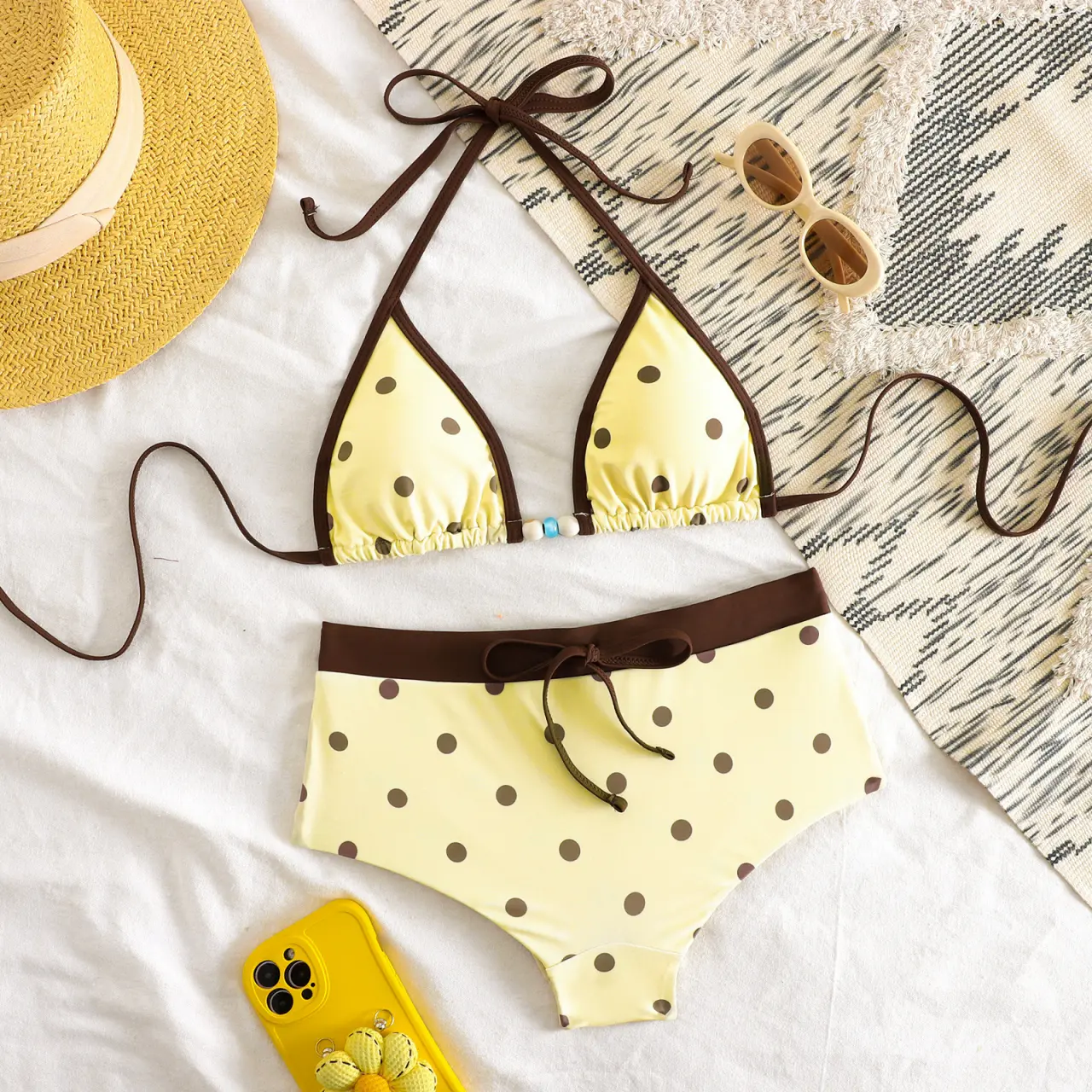 AgeRose Women’s 2-Piece Colorblock Bikini Set, Retro Yellow Polka Dot Halter Swimwear, Y2K Fashion Beachwear Swimsuit Style Bikini for Summer Beach, Outdoor Swimming