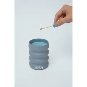Bala Burn Candle – Top Notes Sandalwood & Cedarwood | Middle Notes Vetiver, Nutmeg, Cinnamon | Base Notes Amber Wood – Hand-Poured in Detroit – Sea
