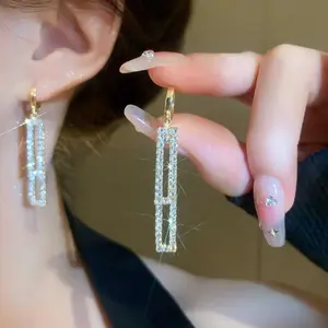 High-end Geometric Rectangular Full Diamond Earrings, Light Luxury, Super Flash, Fashionable Temperament, Internet Celebrity Silver-proof Needle Earrings, Earrings For Women earring stack men's accessories