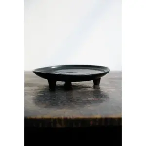 Black Large Tadelakt Tripod Platter