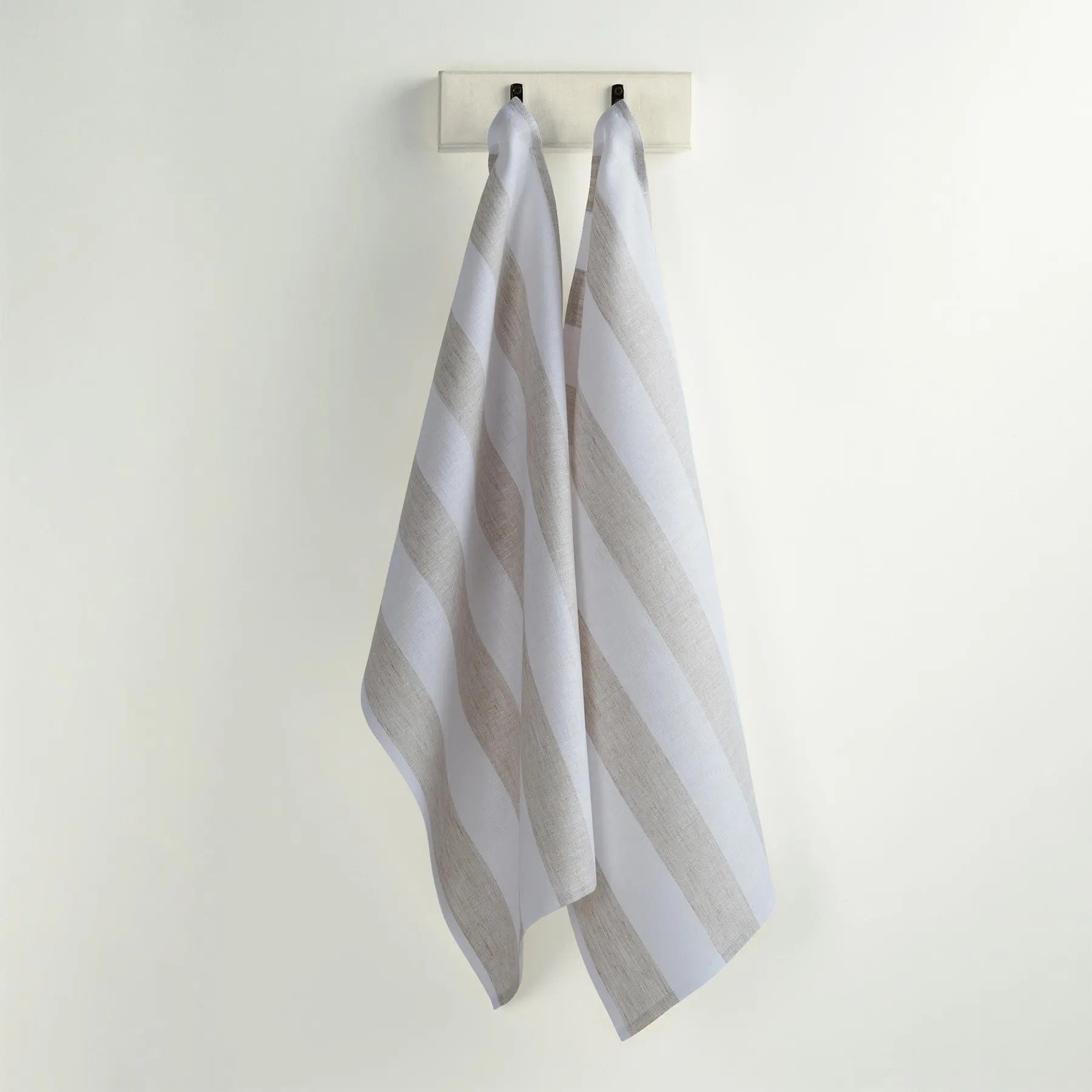 Solino Home Cabana Stripe Kitchen Towels Set of 2 - Linen Towels for Cleaning, Absorbent, and Hangable Use
