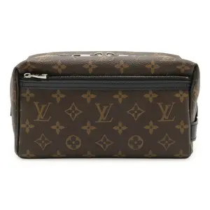 Pre-owned Louis Vuitton Canvas Tote Bags Monogram Macassar Toiletry Pouch