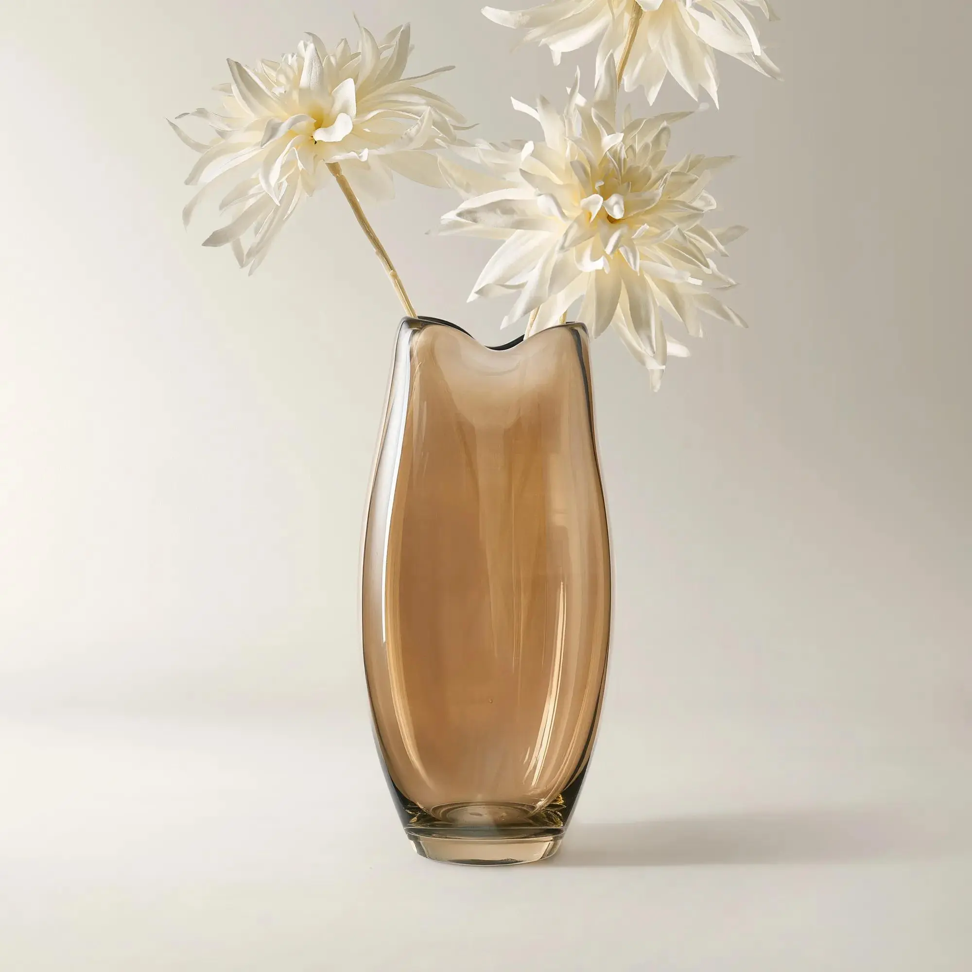 Z Gallerie Luminous Bronze 10-Inch Color Glass Flower Vase - Stylish Home Decoration Piece for Living Room Tabletop Z Gallerie Luminous Bronze 10-Inch Color Glass Flower Vase - Stylish Home Decoration Piece for Living Room Tabletop