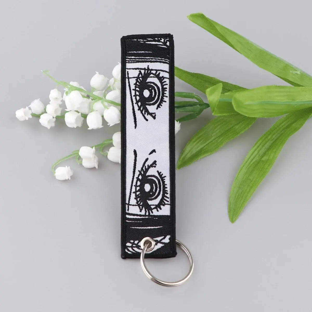 Japanese Manga NANA Keychain Motorcycles Cars Anime Character Embroidery Key Fobs Tag Girls Jewelry Key Ring Accessories Gifts