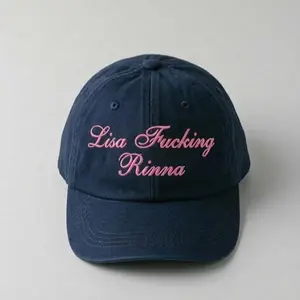 Lisa Fucking Rinna hat