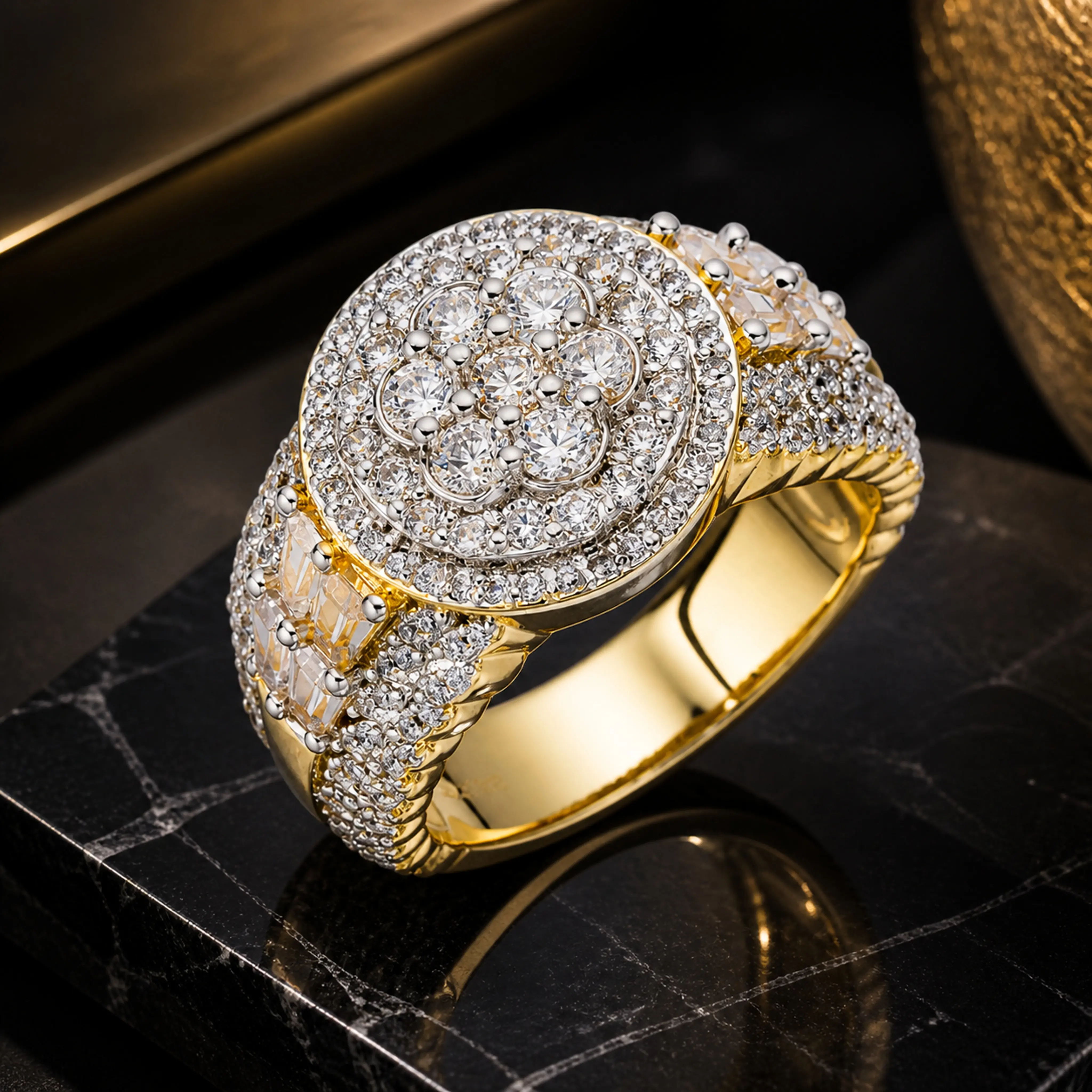 Vintage high-end luxury niche ring with full diamond inlay, fashionable and luxurious, handcrafted with attention to every detail, unisex design, perfect as a birthday gift or for holiday parties, a gift for your best friend