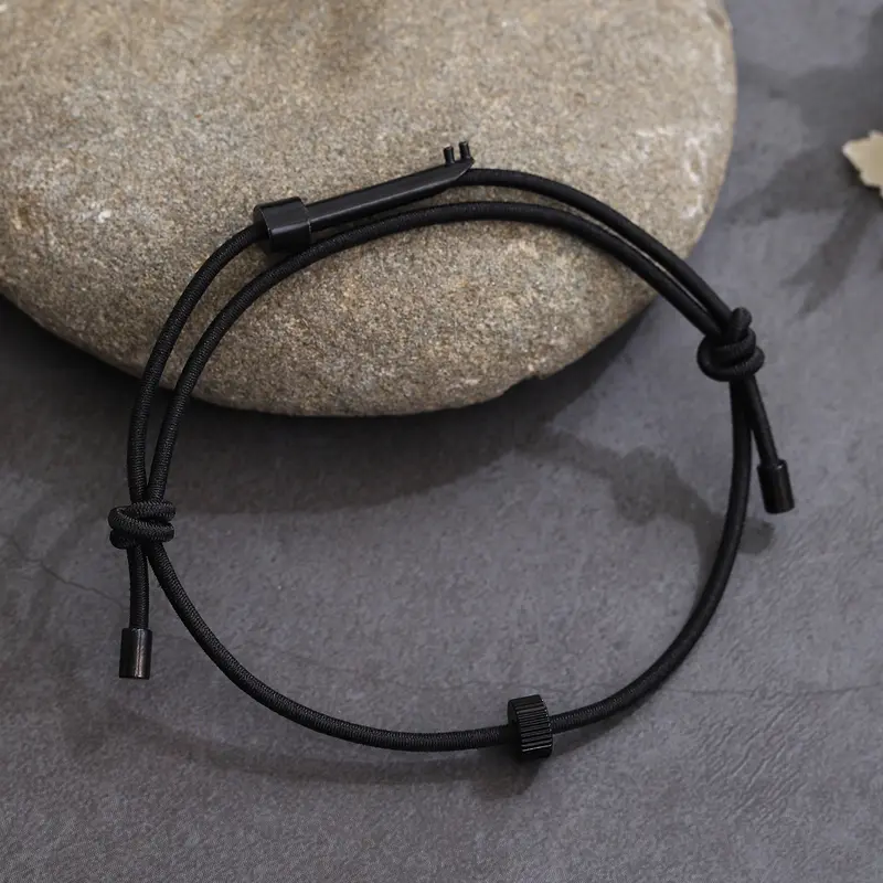 Survival Wrist Strap-Survival Bracelet- Emergency Glass Breaker, Secure & Comfortable Style-Gift Box – Suitable as a Birthday or Christmas Gift for Men and Women