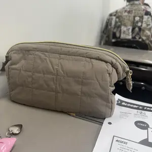 BAGSMART 2 Size Makeup Bag, Puffy Padded Travel Cosmetic Organizer for Women, Wide-Open Makeup Case for Toiletries, Accessories, and Brushes SpringStatements