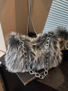 Fashionable and exquisite stylized plush bag with chain shoulder strap design, personalized atmosphere handbag shoulder bag, can accommodate cosmetics, mobile phones, suitable for parties, dates, shopping, Chain Crossbody Bags