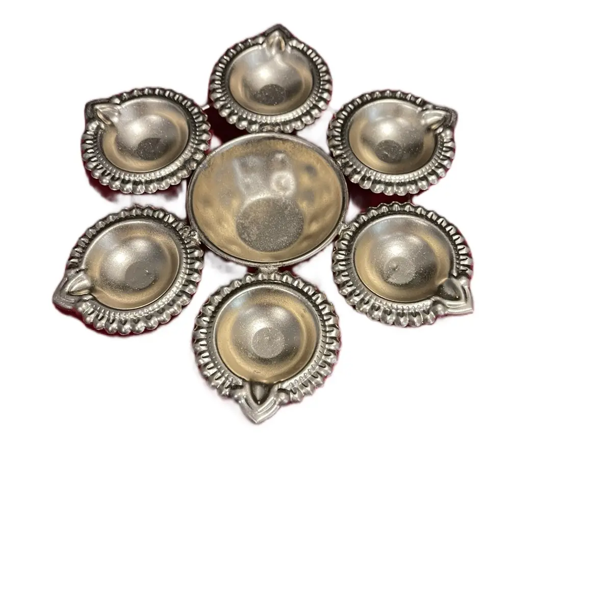 Small-Size Traditional Indian Urli Candle Stand - 7 in Decorative Ornaments, Diwali Festive Decor, Room Decor, Home Supplies, Home Decoration