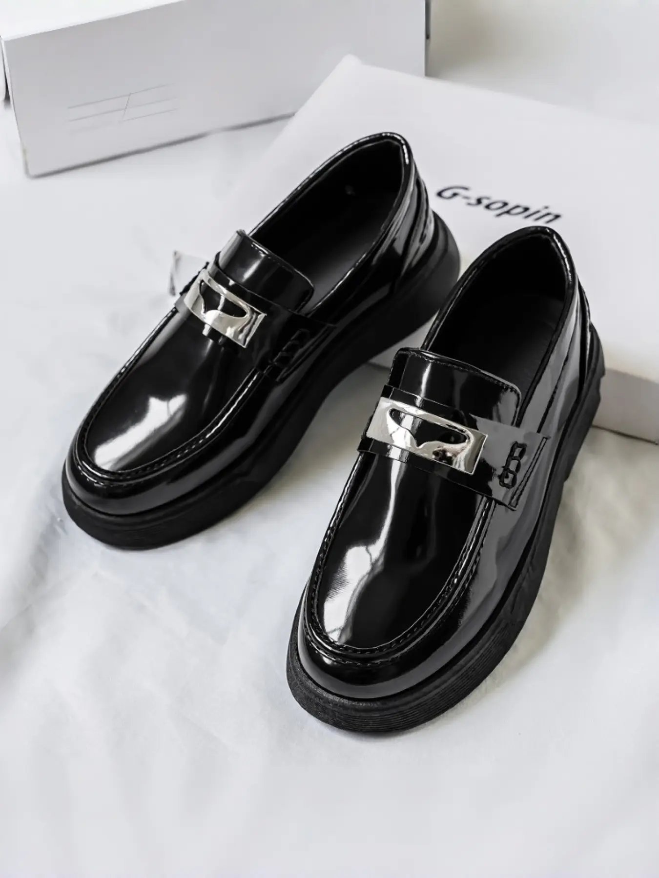 1 Pair Men's Patent Leather Chunky Loafers | Smart Casual Style | Glossy Patent Upper + Non-Slip Elastic Sole + Slip-On Design | Ideal for Commute / Dates / Business Casual, All-Day Comfort