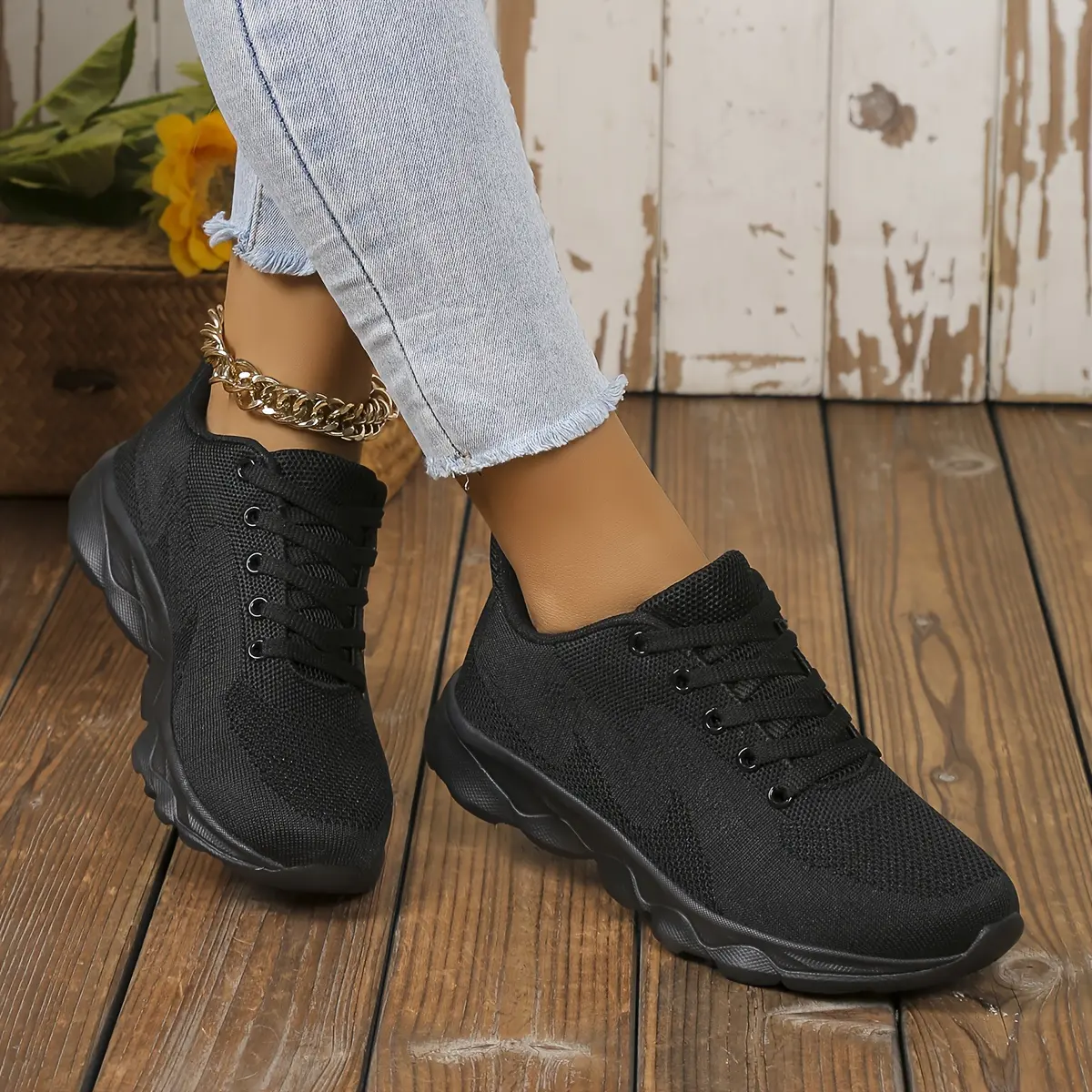 Women's Outdoor Sporty Minimalist Solid Color Striped Fabric Sneakers