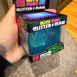 Squishy Glitter Fidget Cubes, Stress Ball, Malto=se Squish