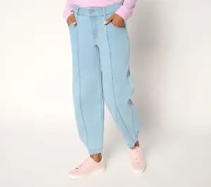 LOGO by Lori Goldstein Petite Indigo WashSeam Barrel Leg Jean