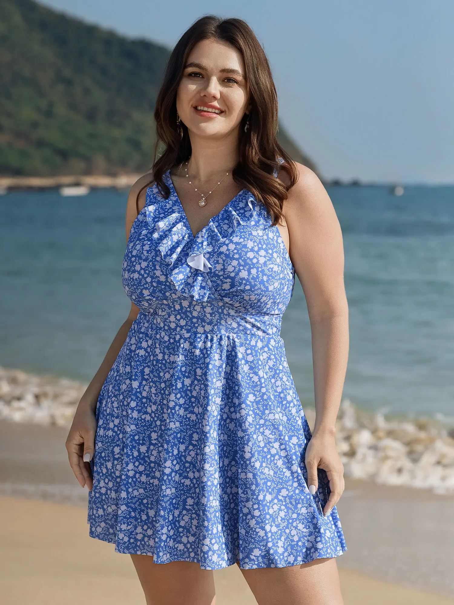 Plus Size Swimdress with Tummy Control, Ruffled Ditsy Floral Tunic, Chlorine Resistant Full Coverage Beach Bathing Suit with Removable Cups, Floral Print Swimsuits