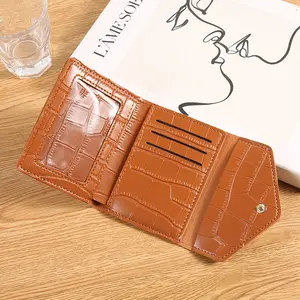 2026 Korean Crocodile Pattern Short Card Bag - Simple Multi-Card Change Wallet for Women