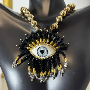 Collar artesanal de balines con ojo turco de cristal mega.